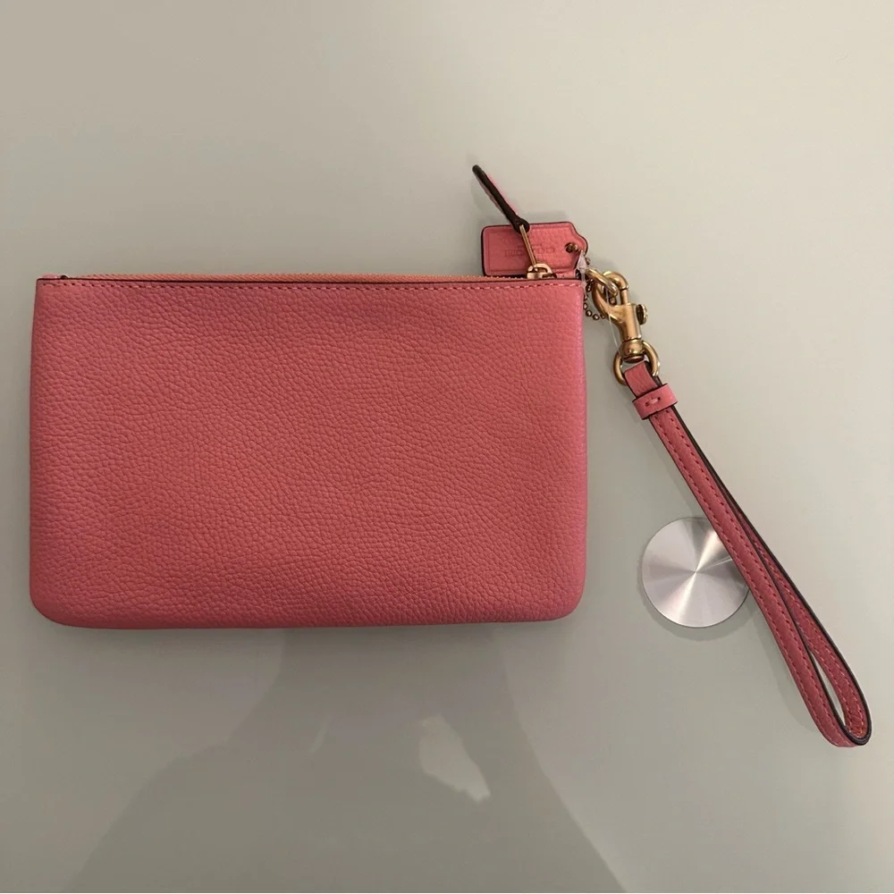 NWOT Coach Light Pink Leather Small Wristlet Pouch - Picture 5 of 8